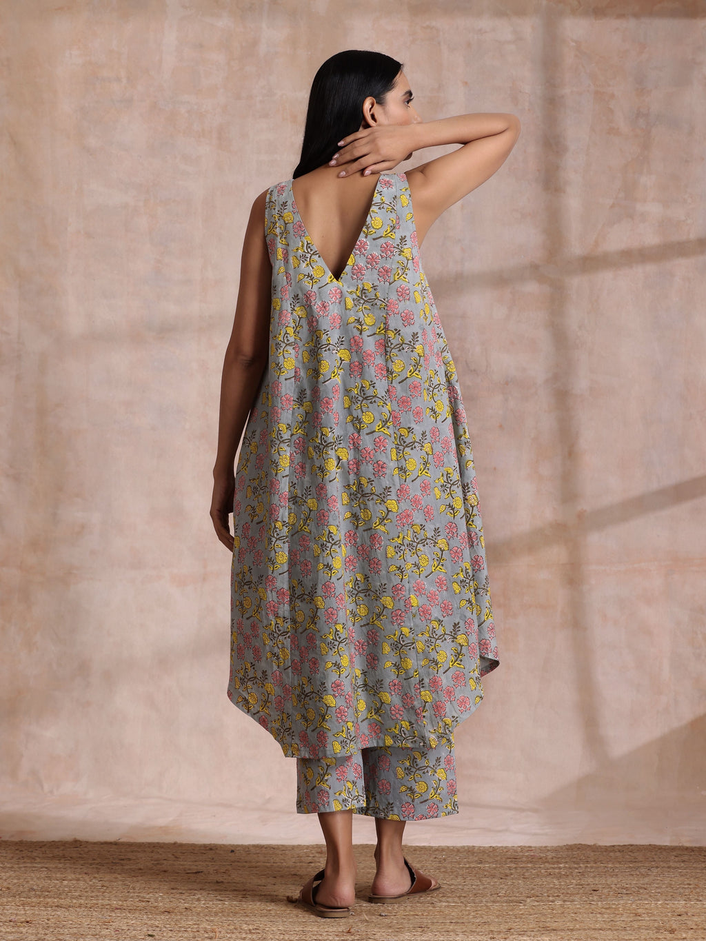 trueBrowns Grey Overall Floral Block Print Cotton Sleeveless Flared Kurta Pant Set | Grocsy