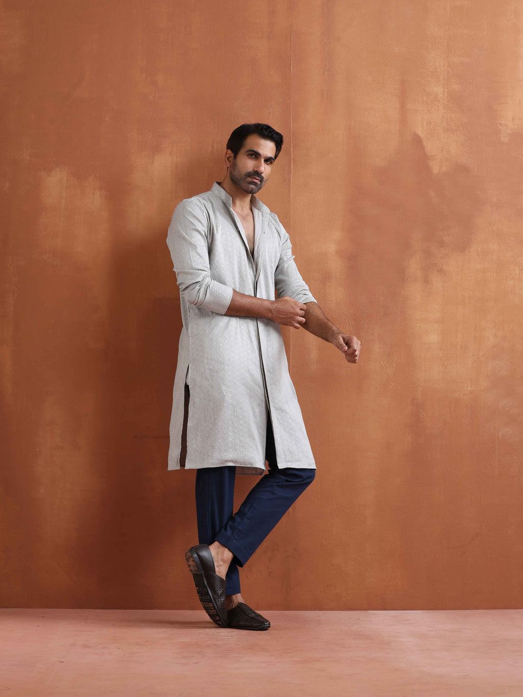 trueBrowns Men's Grey Chanderi Front Open Kurta | Grocsy