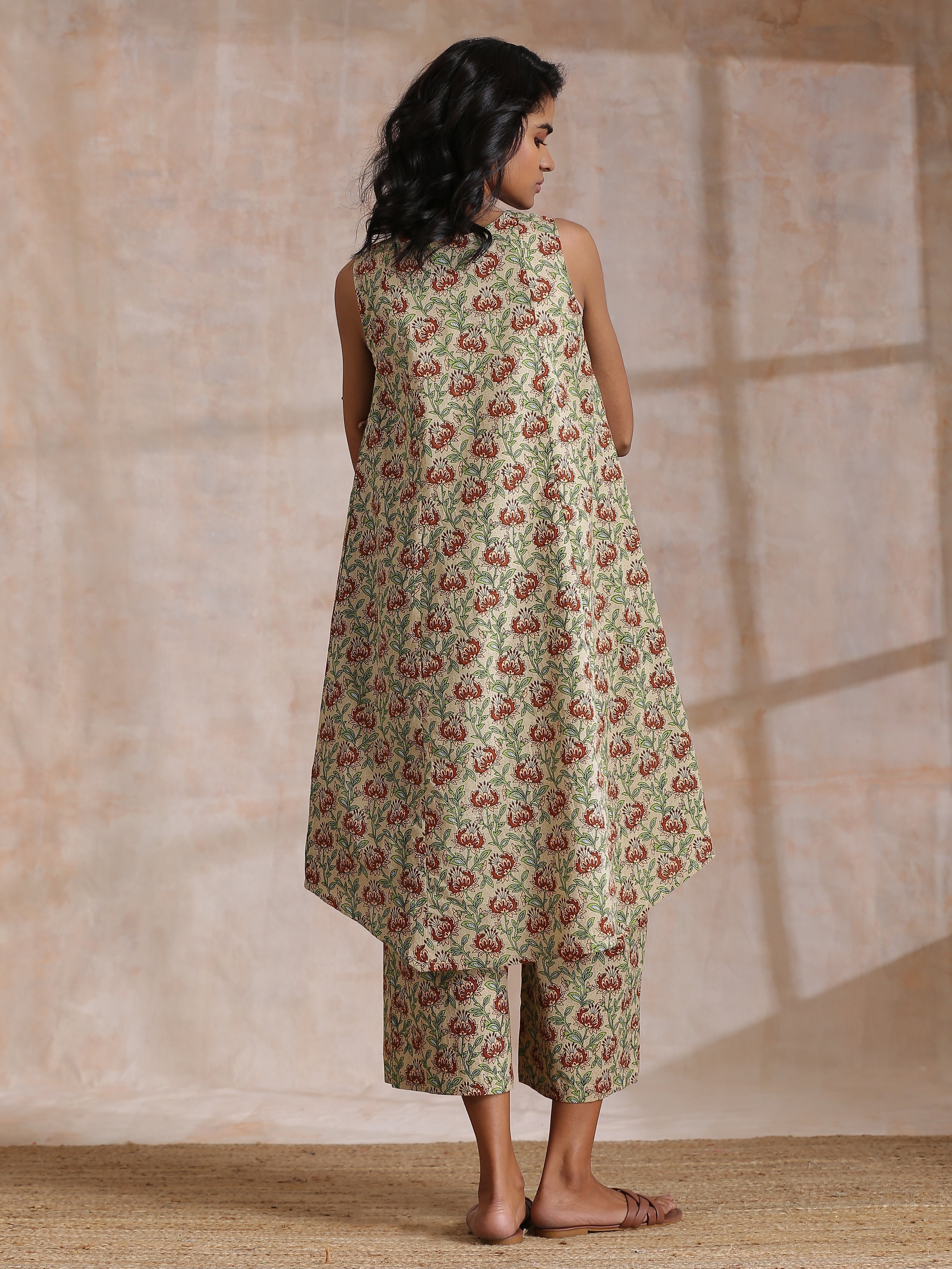 trueBrowns Beige Overall Brown Floral Block Print Cotton High-Low Co-Ord Set | Grocsy