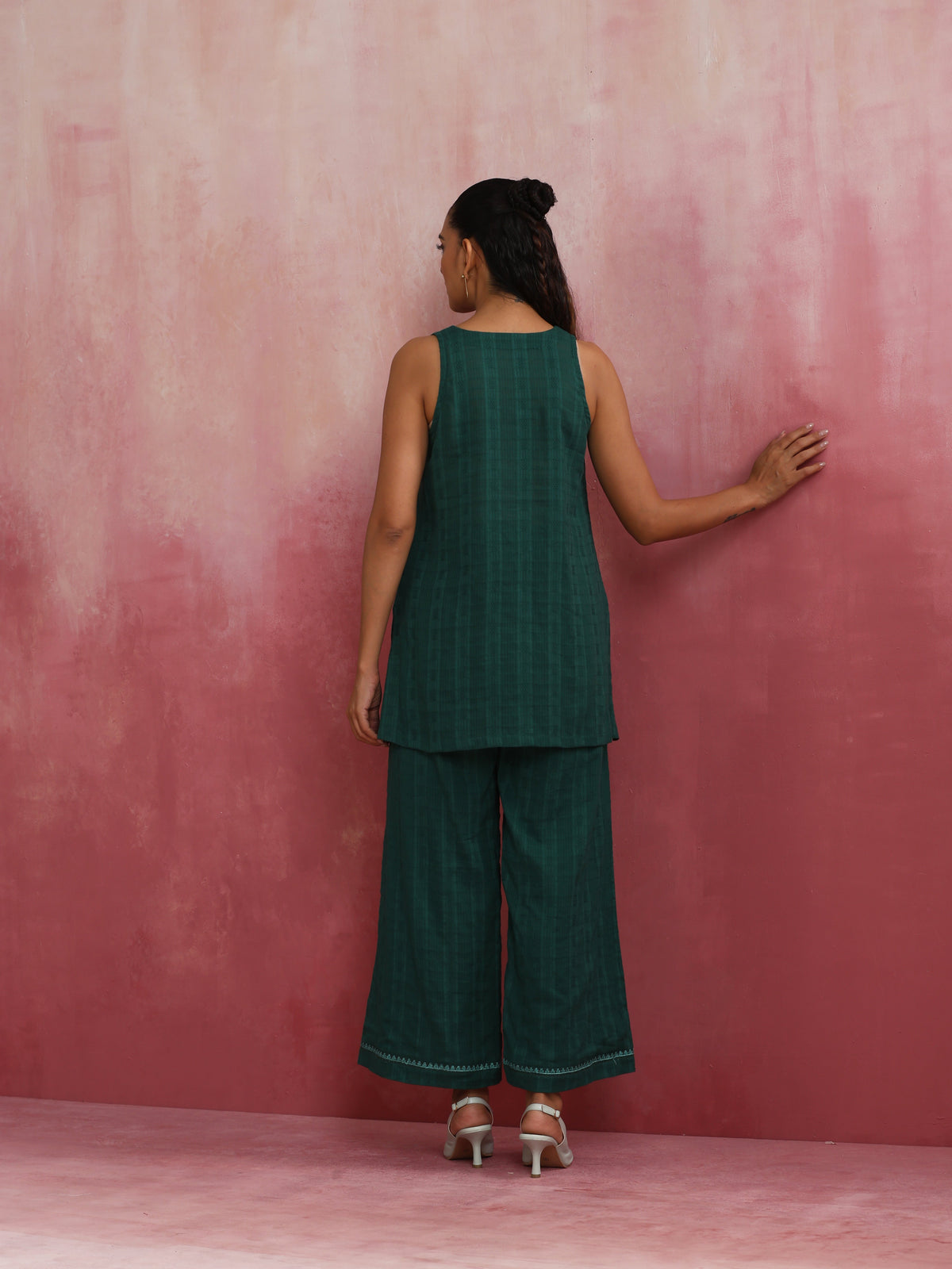trueBrowns Dark Green Cotton Dobby Kurta Co-ord set | Grocsy