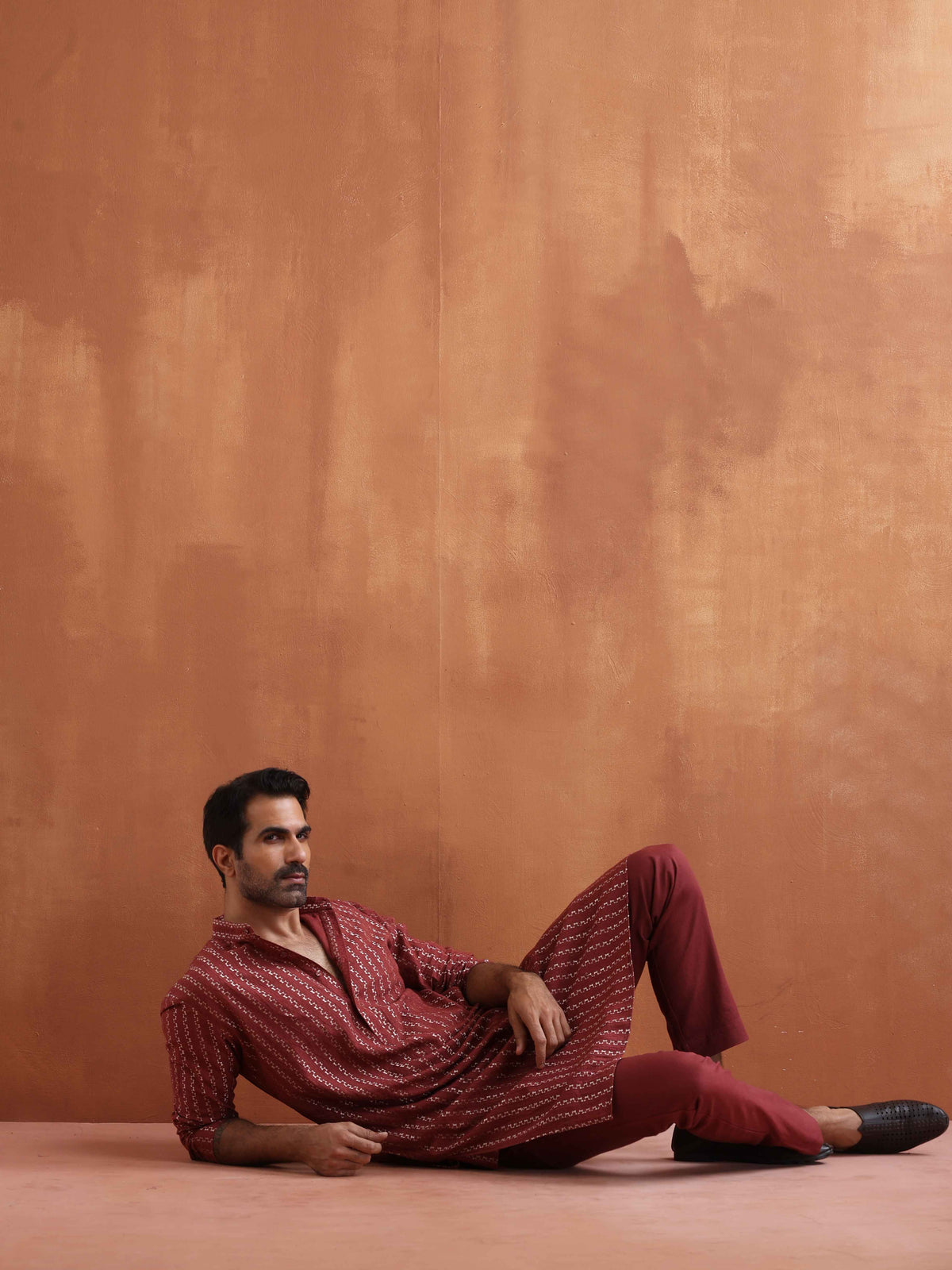trueBrowns Men's Rust Cotton Dobby Kurta | Grocsy