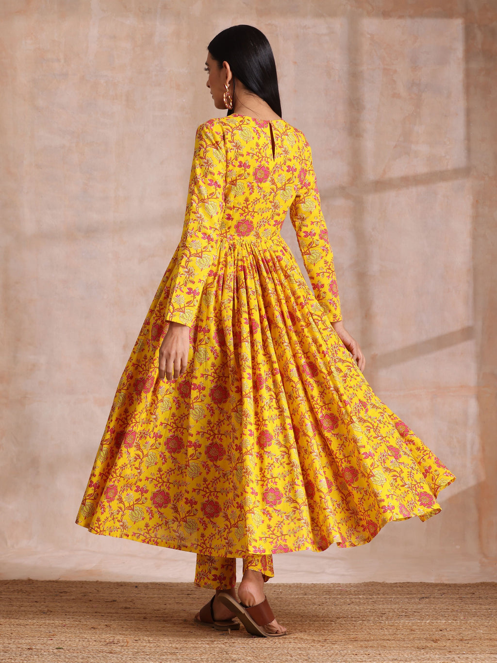 trueBrowns Sunshine Yellow Overall Floral Block Print Cotton Kurta Pant Dupatta Set | Grocsy
