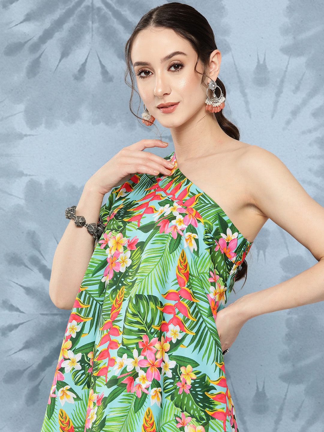 InWeave Women's Mint Green Leaf Japanese Art Oneshoulder Top | Grocsy