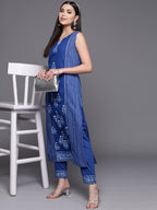 Ahalyaa Women Blue Floral Printed Pure Cotton Kurta with Trousers | Grocsy