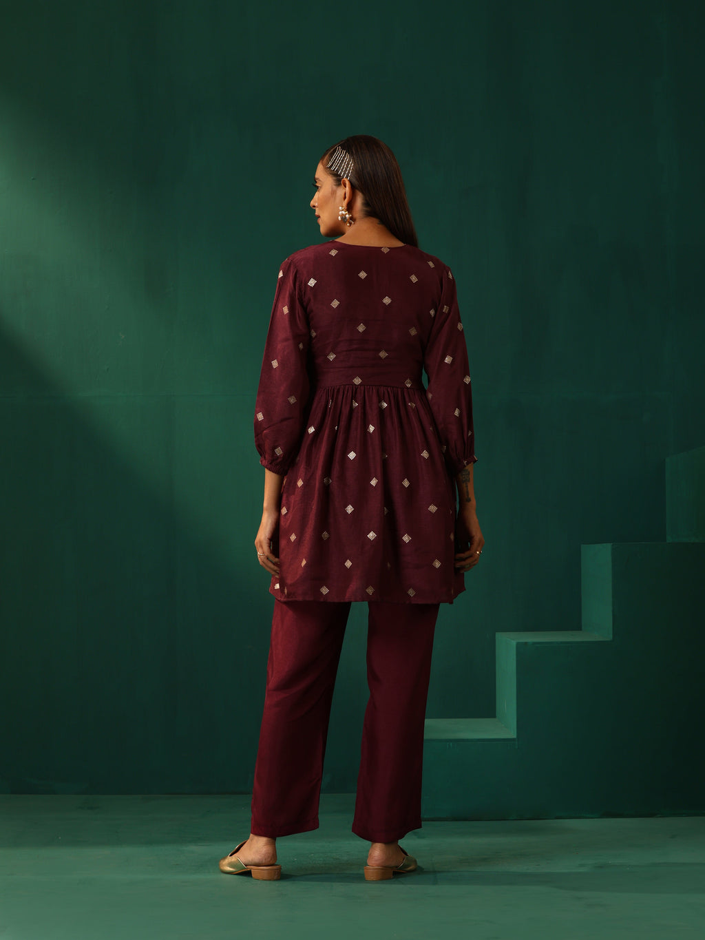 trueBrowns Wine Diamond Viscose Silk Waist Gathered Co-ord Set | Grocsy