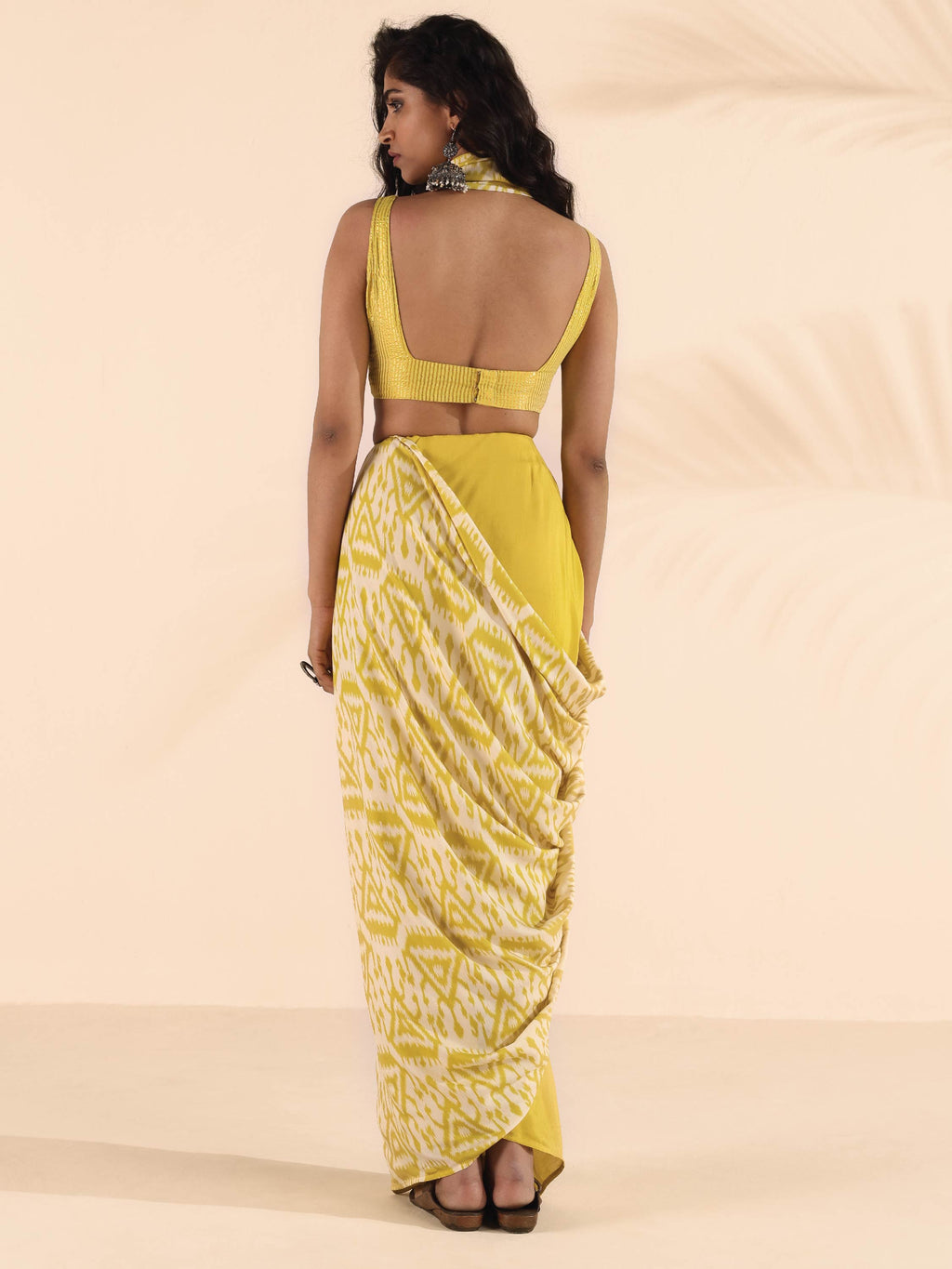 trueBrowns Lime Muslin Ikat Saree | Grocsy