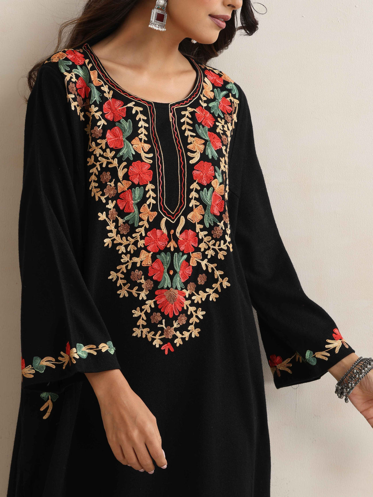 trueBrowns Black Kashmiri Embroidered Woollen Phiran Kurta | Grocsy