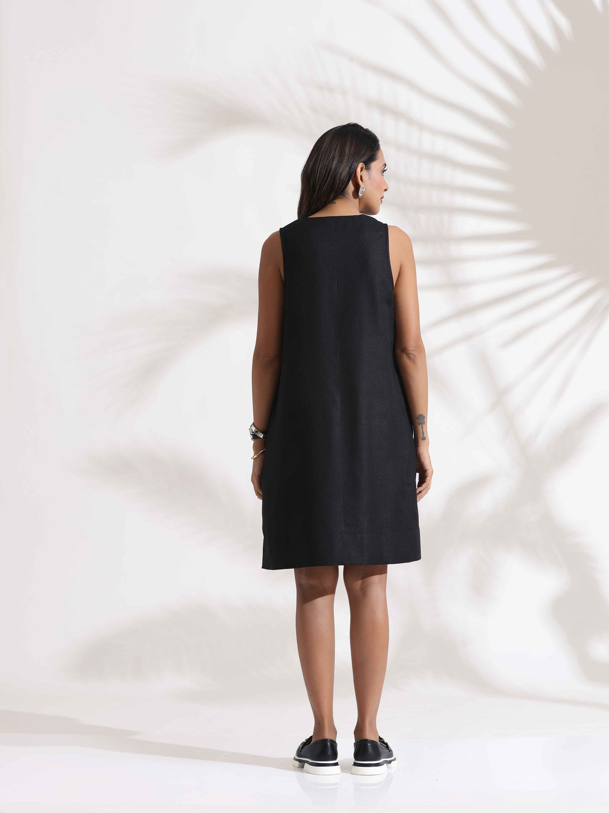 trueBrowns Black Slub Dress | Grocsy