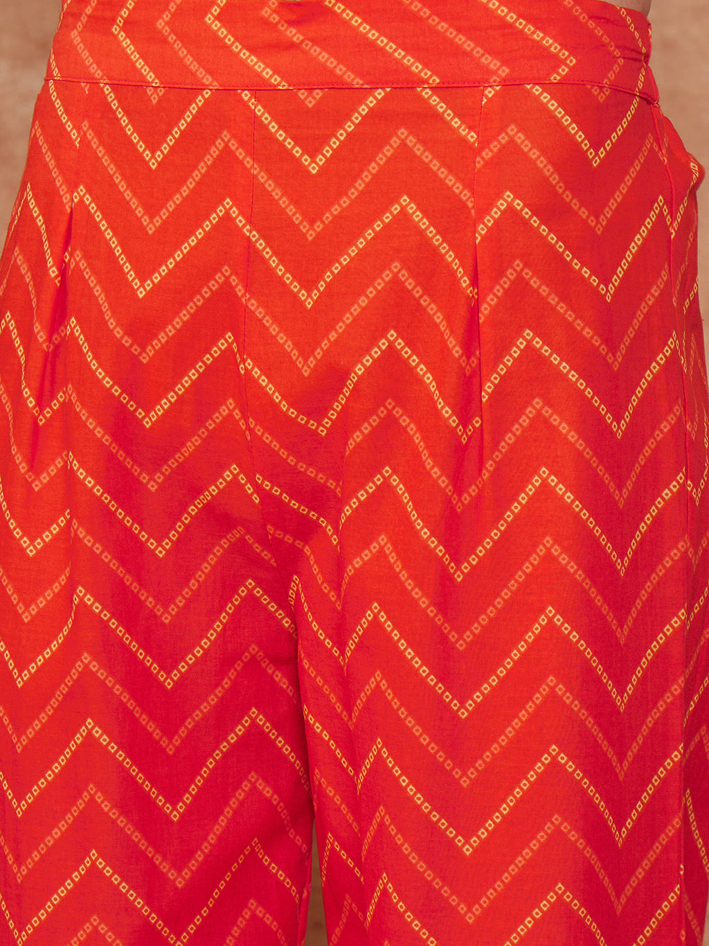 InWeave Women's Orange S Print Twisted Neckline Kurta Pant Set | Grocsy
