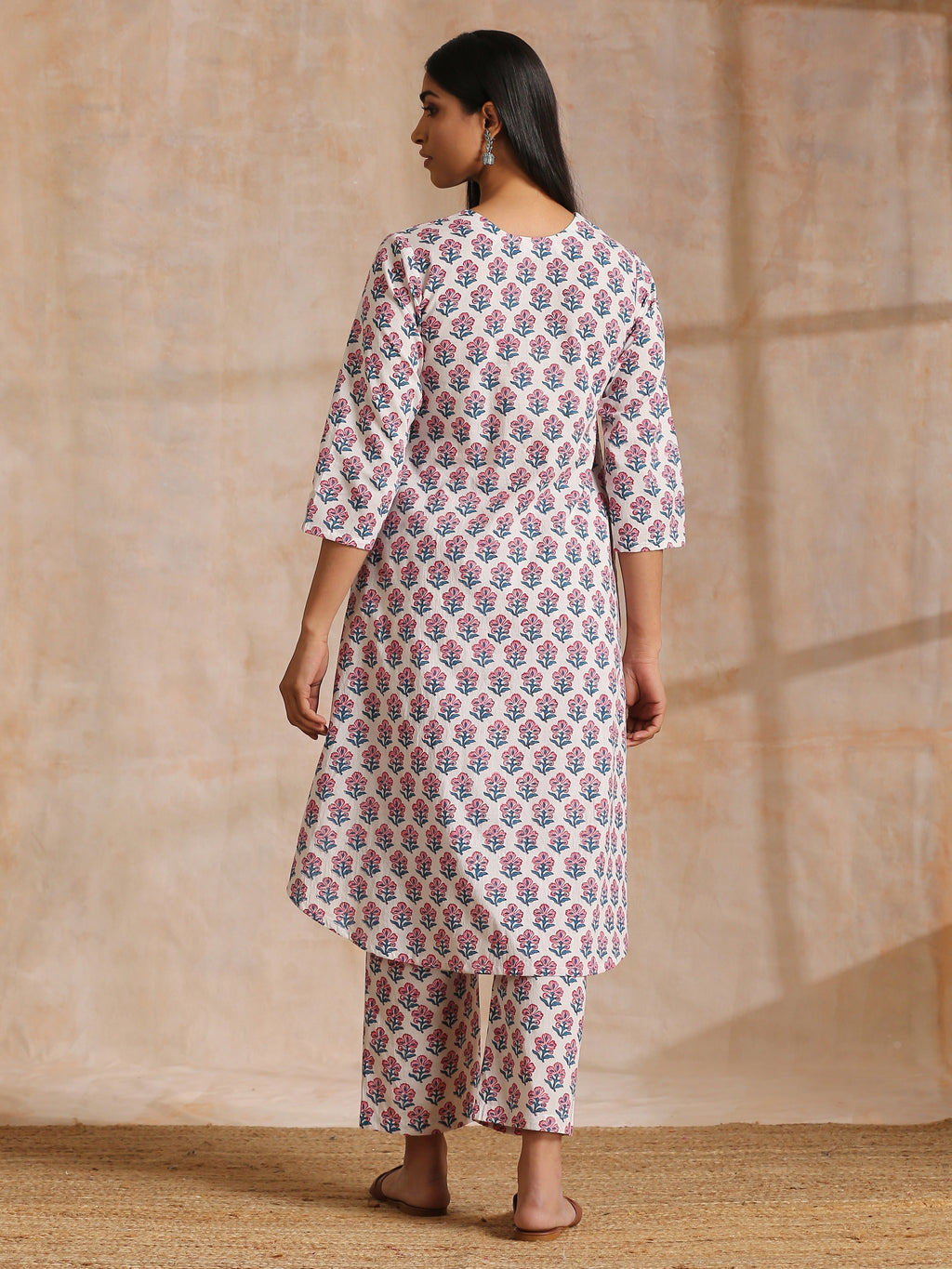 trueBrowns White With Pink Blue Floral Block Print Cotton Flared Slit Kurta Pant Set | Grocsy
