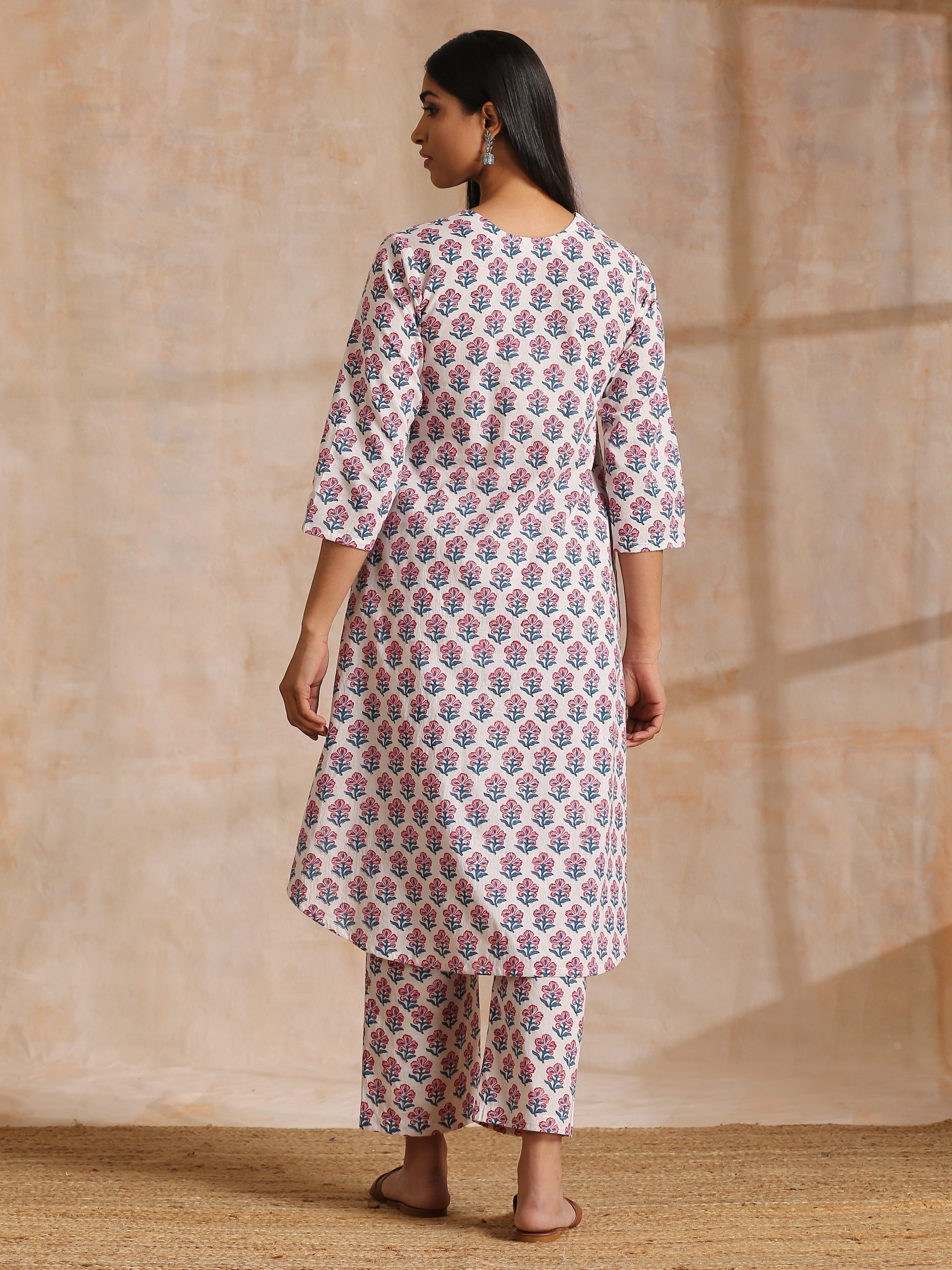 trueBrowns White With Pink Blue Floral Block Print Cotton Flared Slit Kurta Pant Set | Grocsy