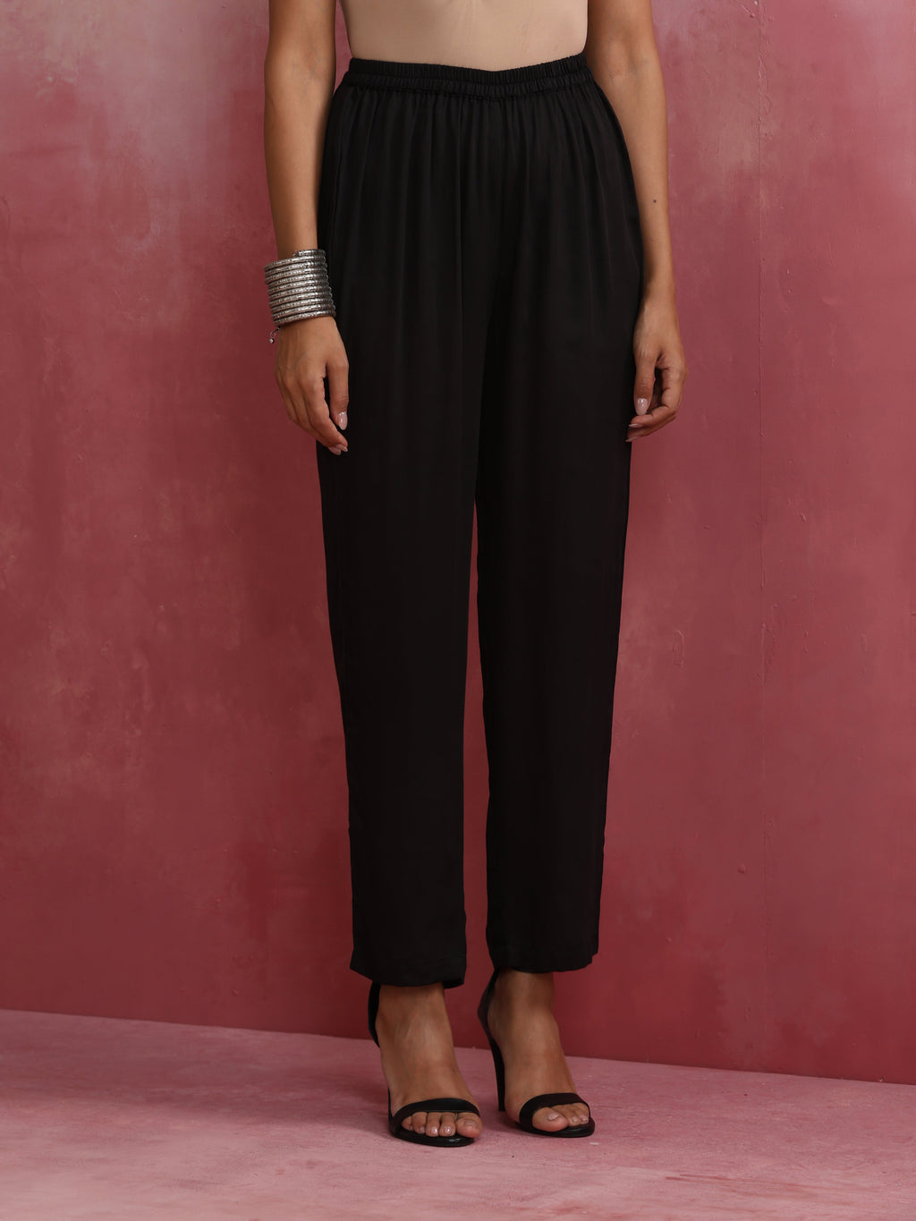 trueBrowns Black V Neck Kurta Co-ord Set | Grocsy