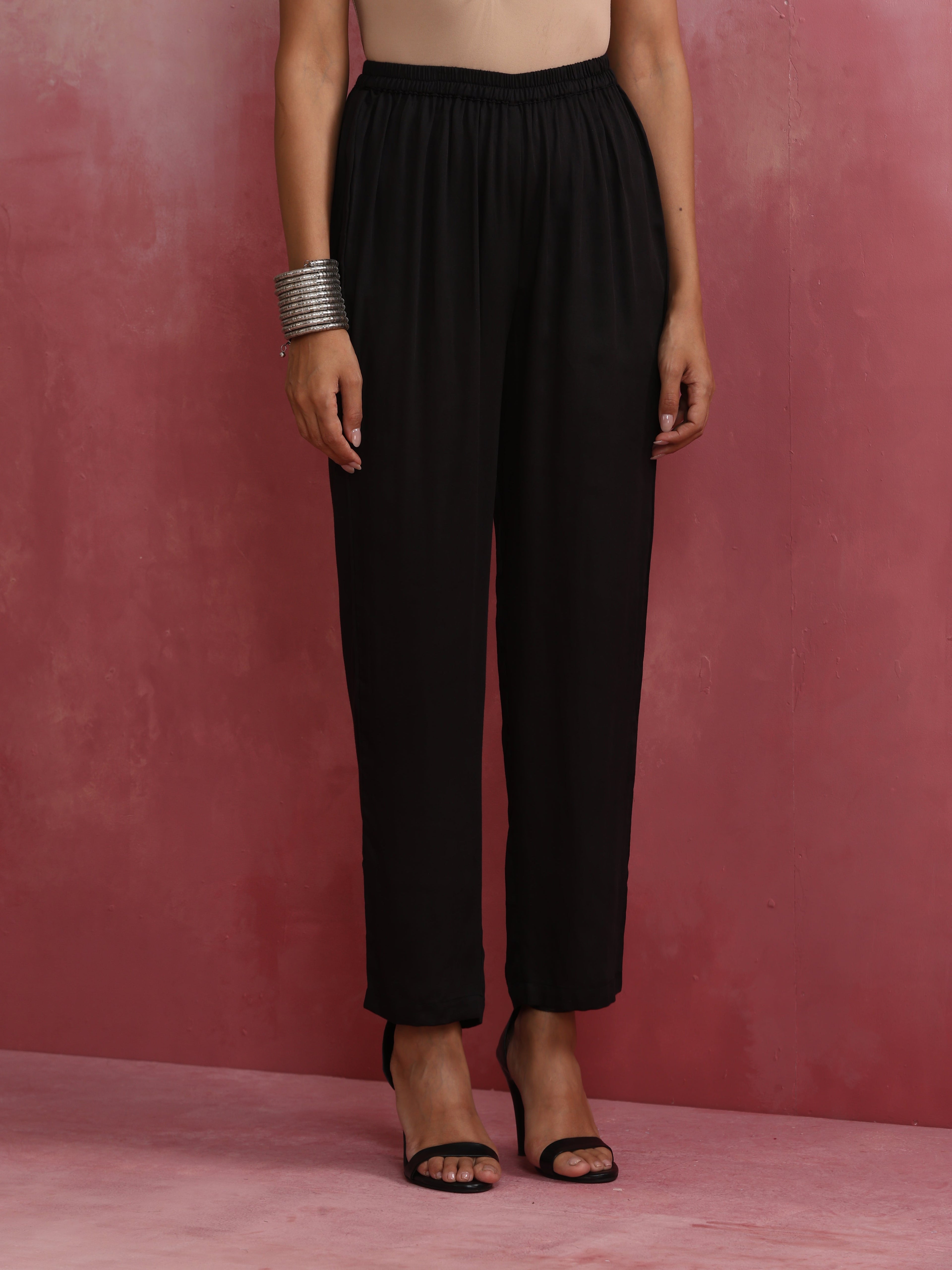 trueBrowns Black V Neck Kurta Co-ord Set | Grocsy
