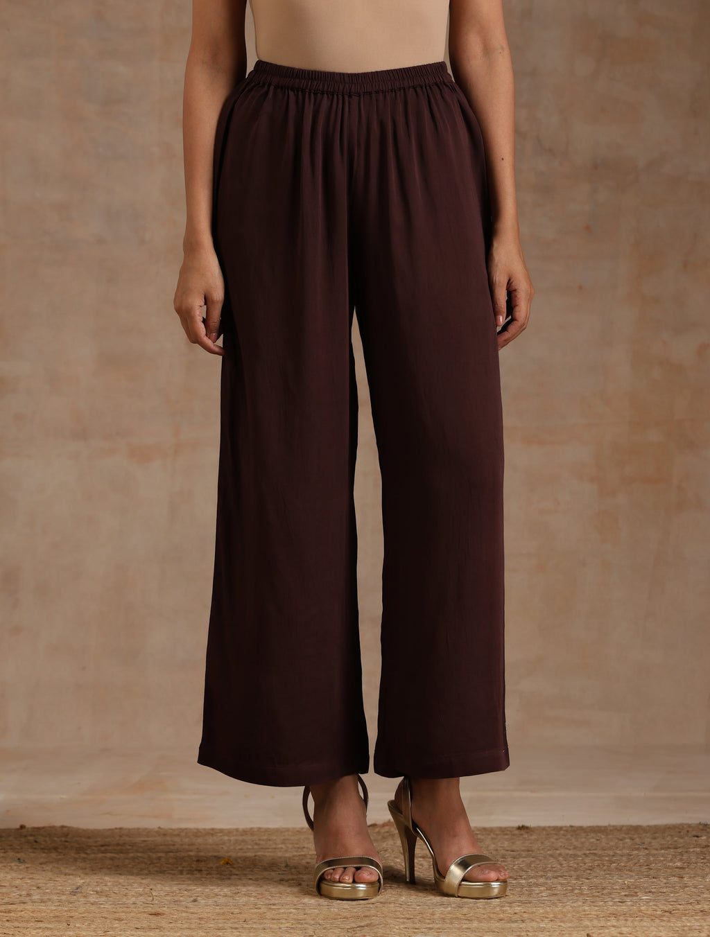 trueBrowns Cola Brown Modal Satin Oversized Kurta Set | Grocsy