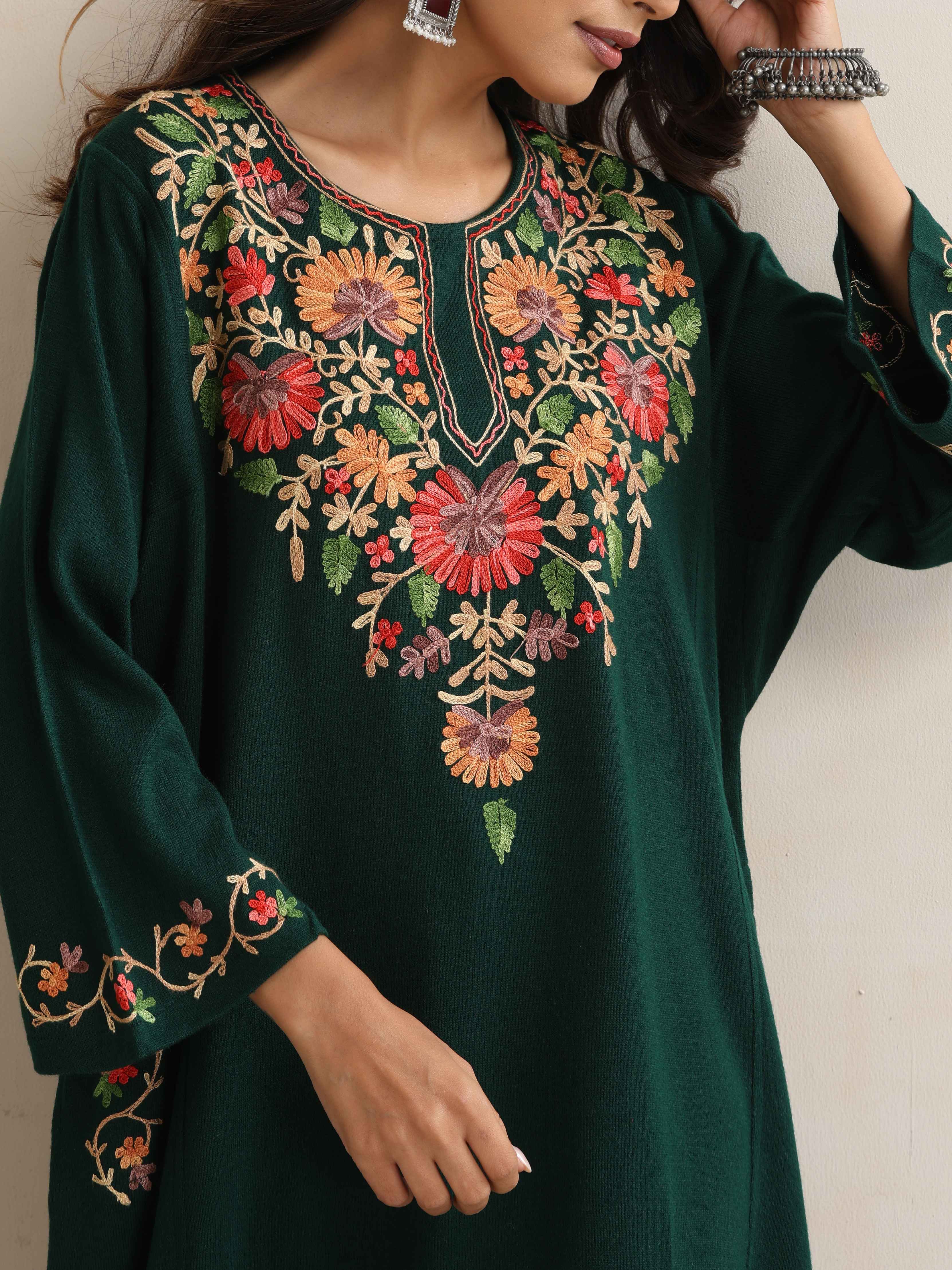 trueBrowns Green Kashmiri Embroidered Woollen Phiran Kurta | Grocsy