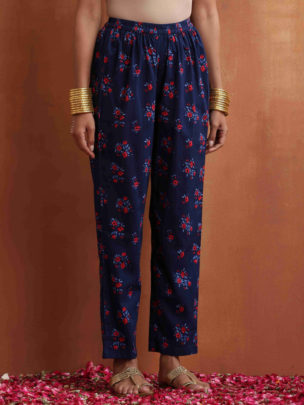 trueBrowns Blue Floral Print Flared Anarkali Kurta Co-ord Set | Grocsy