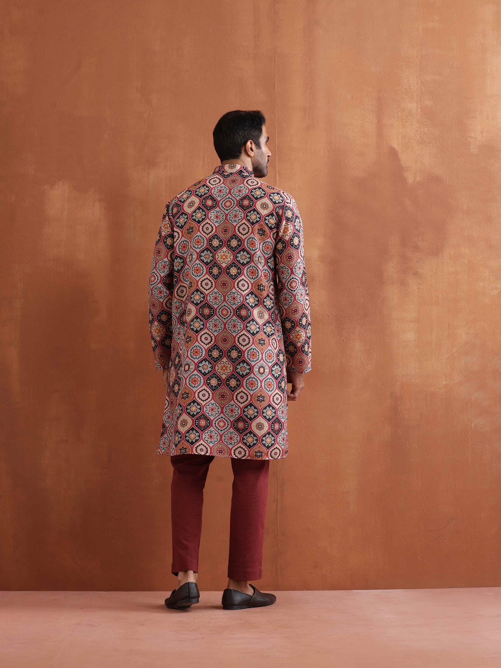trueBrowns Men's Rust Geometric Printed Kurta | Grocsy