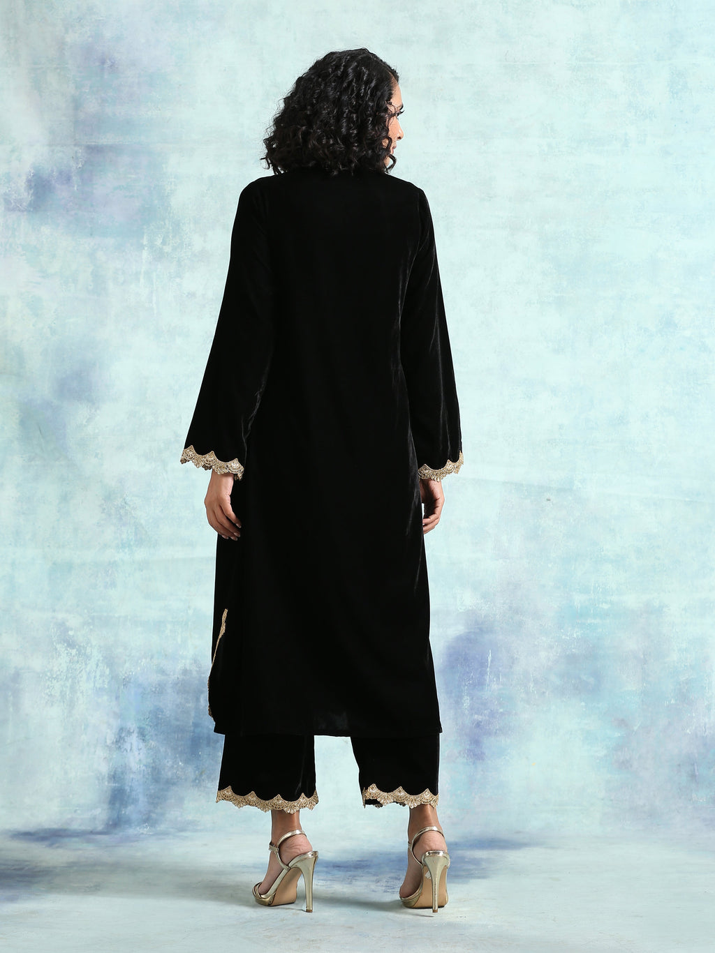 trueBrowns Black Velvet Lace Kurta | Grocsy
