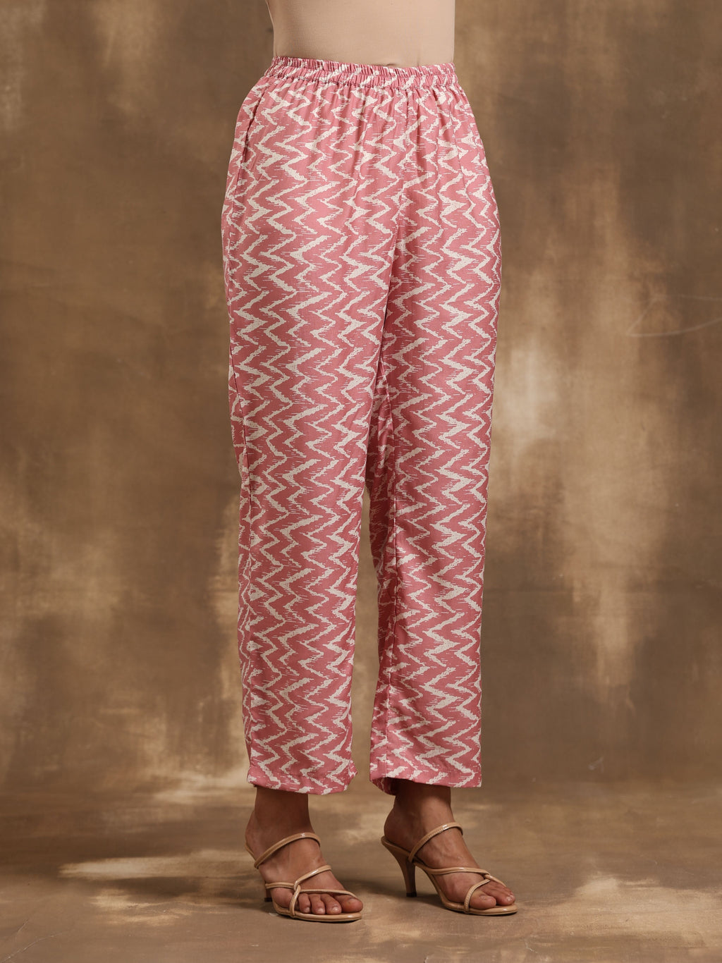 trueBrowns Light Mauve Zig-Zag Printed Silk Co-Ord Set | Grocsy