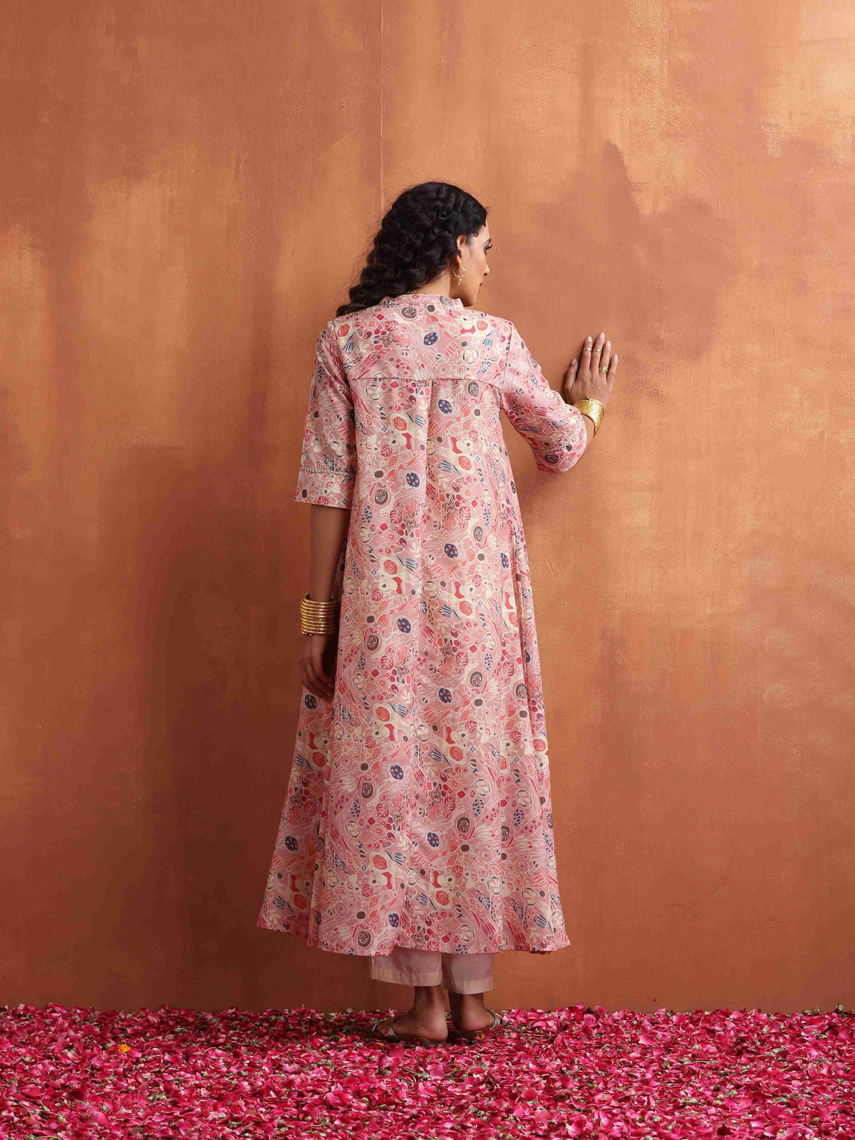trueBrowns Pink Flared Anarkali Kurta Set | Grocsy