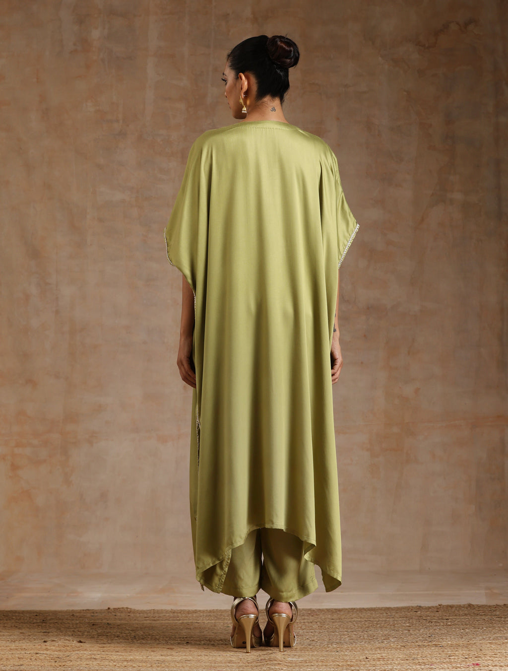 trueBrowns Light Green Modal Satin Kaftan Kurta Set | Grocsy