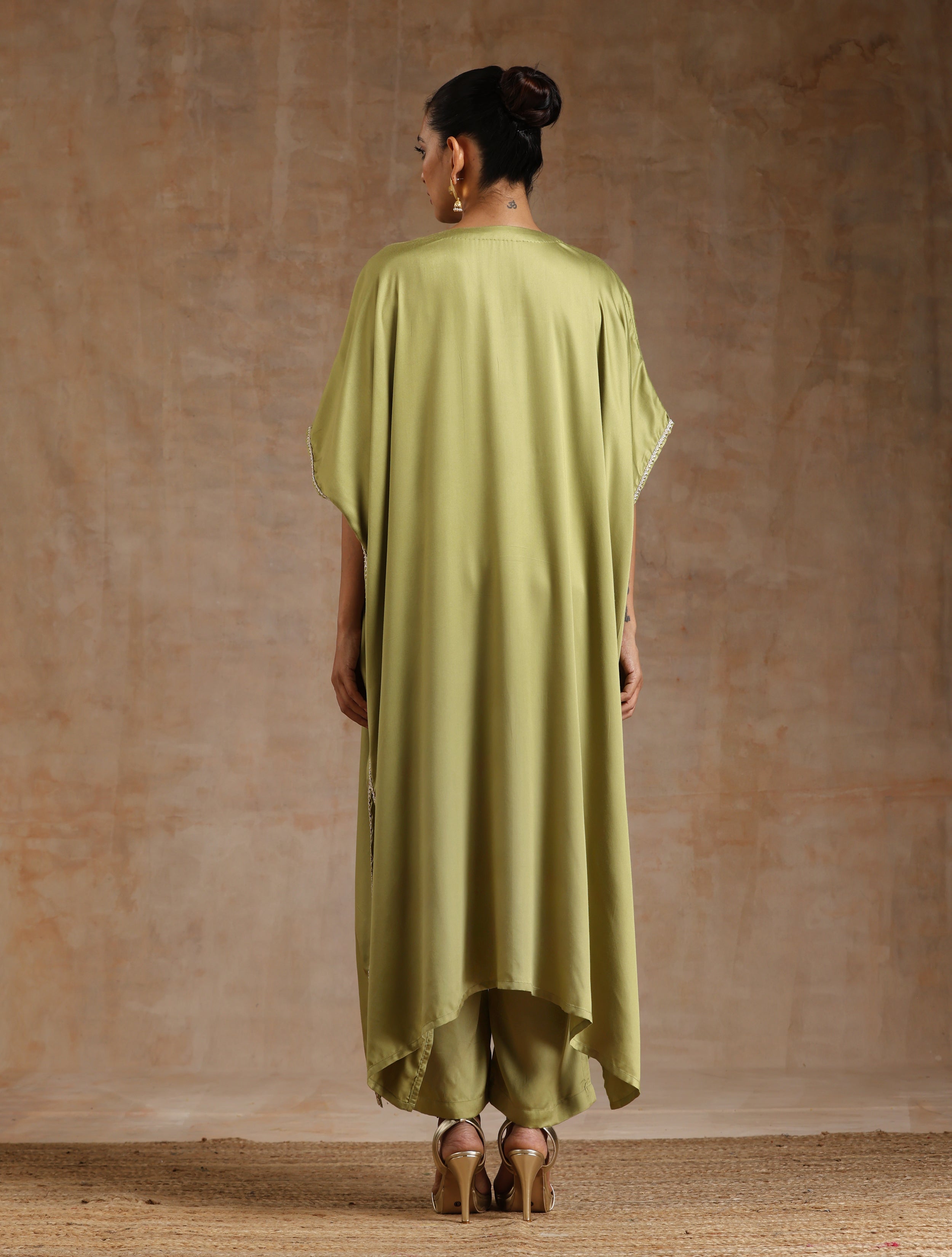 trueBrowns Light Green Modal Satin Kaftan Kurta Set | Grocsy