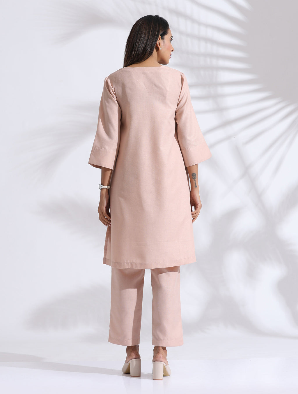 trueBrowns Light Pink Slub Kurta Co-ord Set | Grocsy