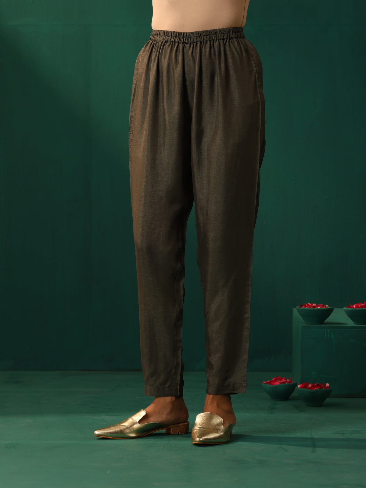 trueBrowns Green Square Viscose Silk Flared Kurta Pant Set | Grocsy