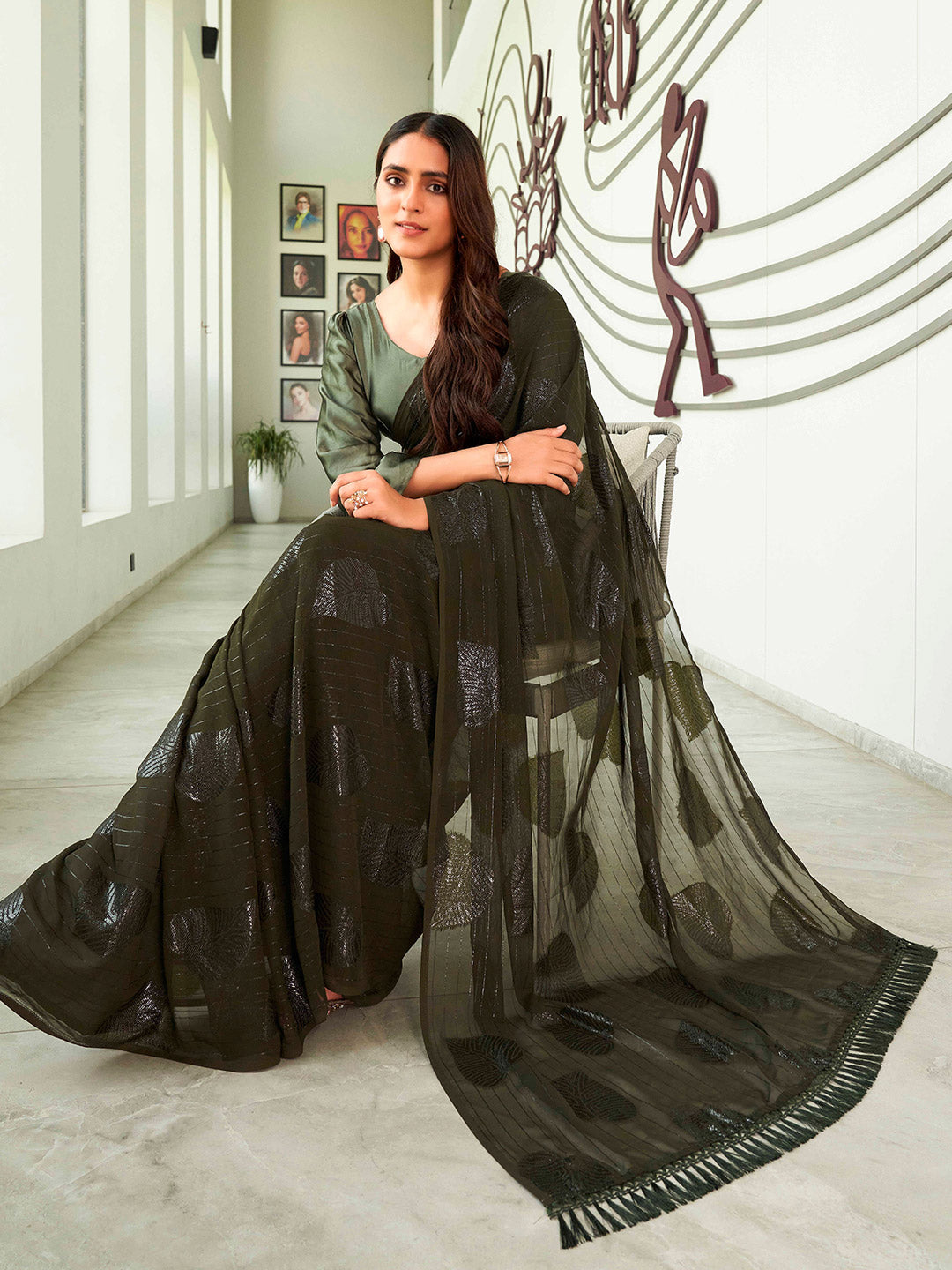 Tikhi Imli Green Floral Embellished Saree | Grocsy