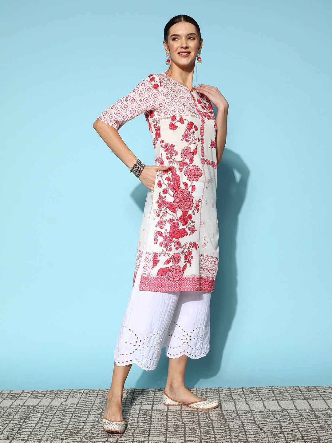 Sangria Women Floral Printed Keyhole Neck Floral Kurta | Grocsy