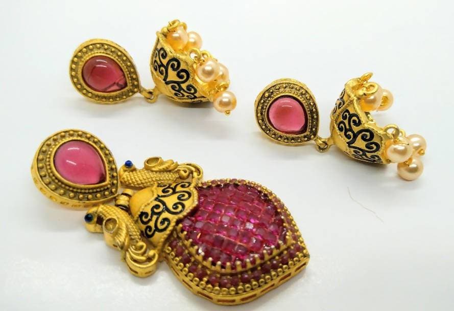 Pink Matt Finish Peacock Pendant Set | Grocsy