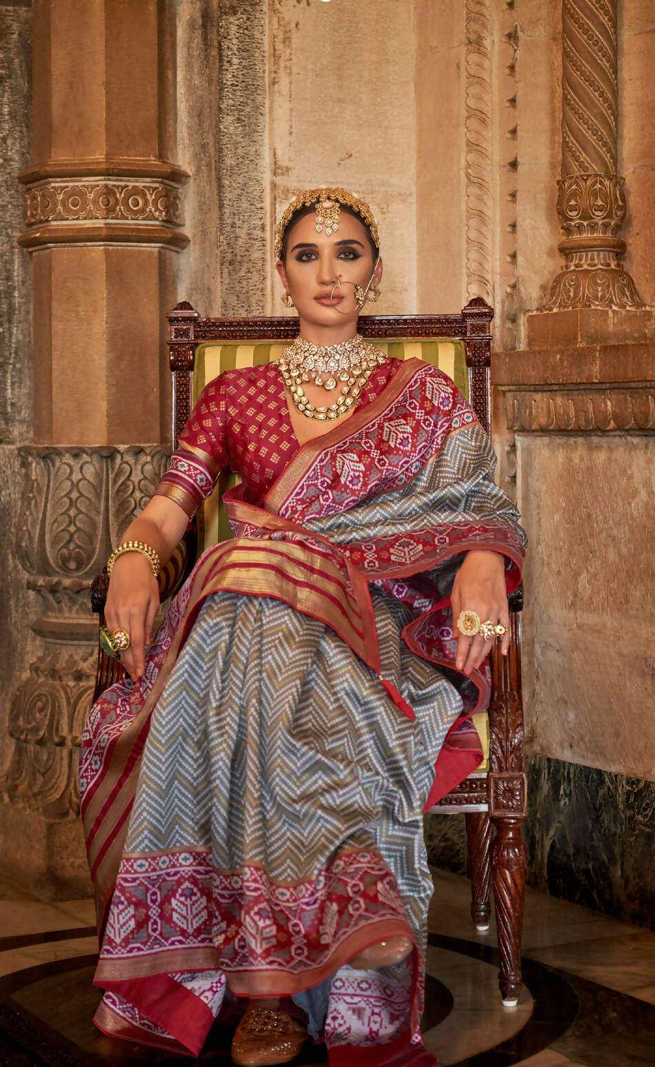 Silver Grey Banarasi Weaving, Ultra Aqua Finish, Zari Work Banarasi Silk Saree - Rath Kunti | Grocsy