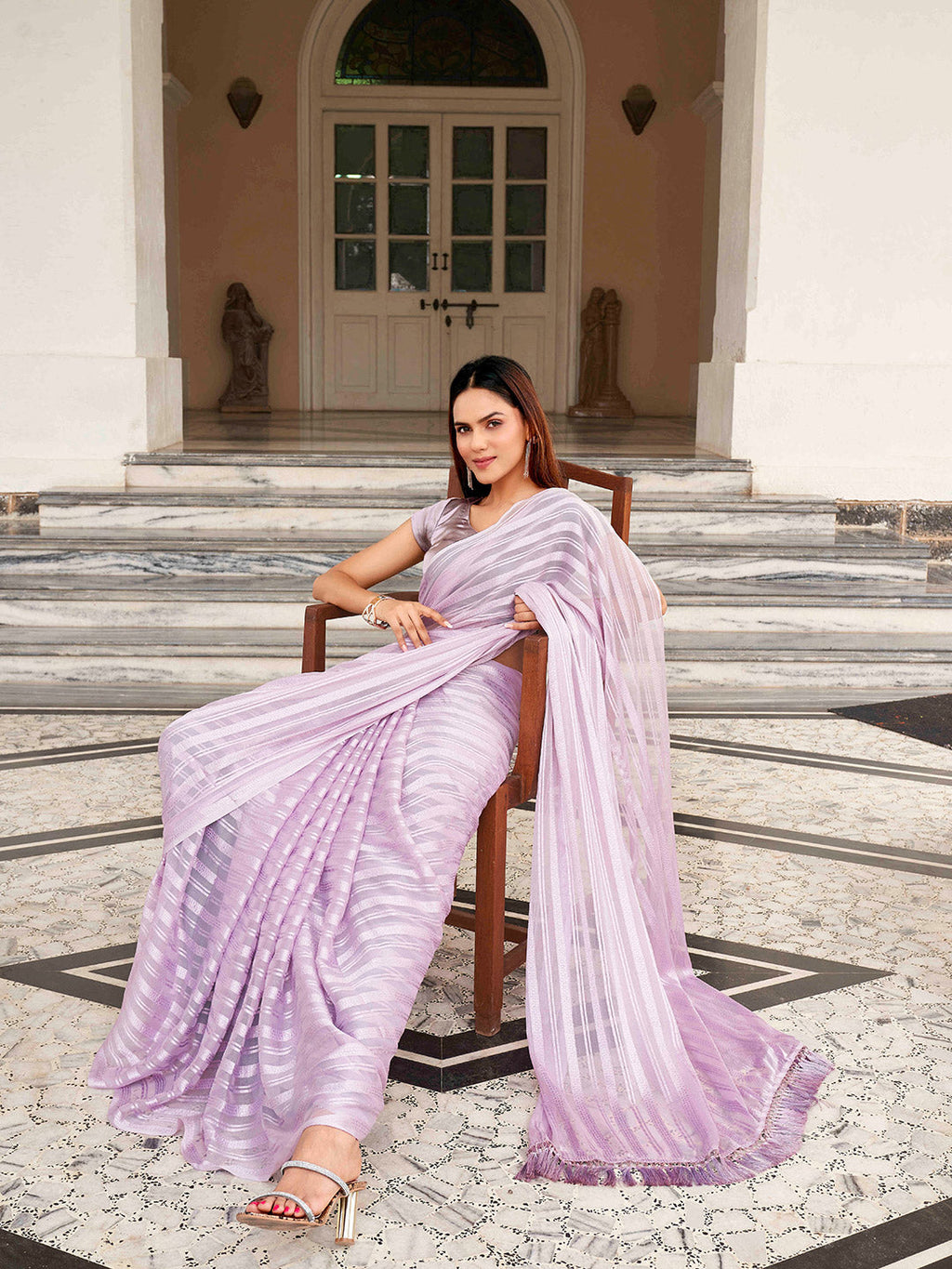 Tikhi Imli Striped Woven Design Saree | Grocsy