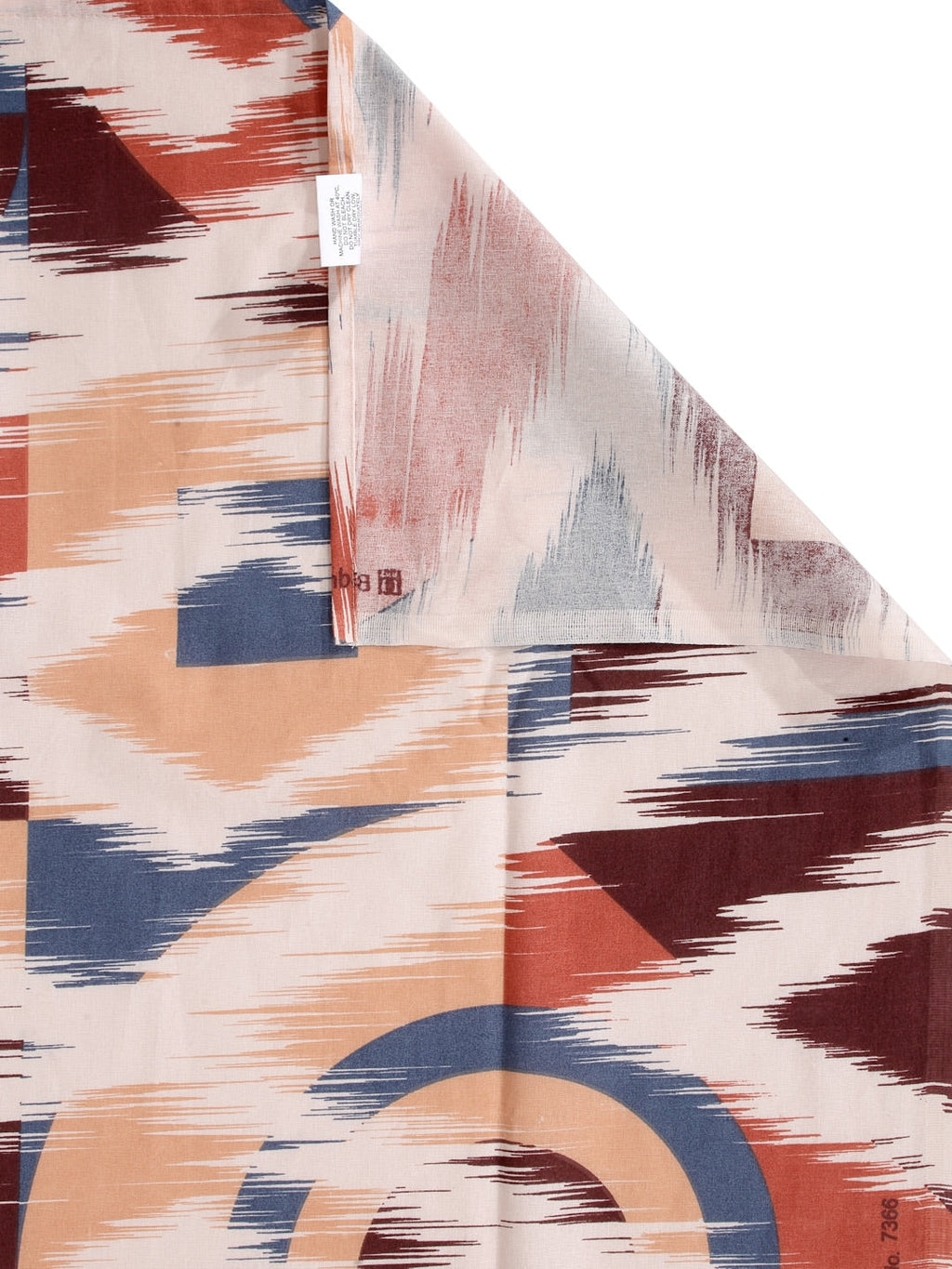 BOMBAY DYEING Marigold Brown Geometric Cotton 104 TC King Bedsheet & 2 Pillow Covers | Grocsy