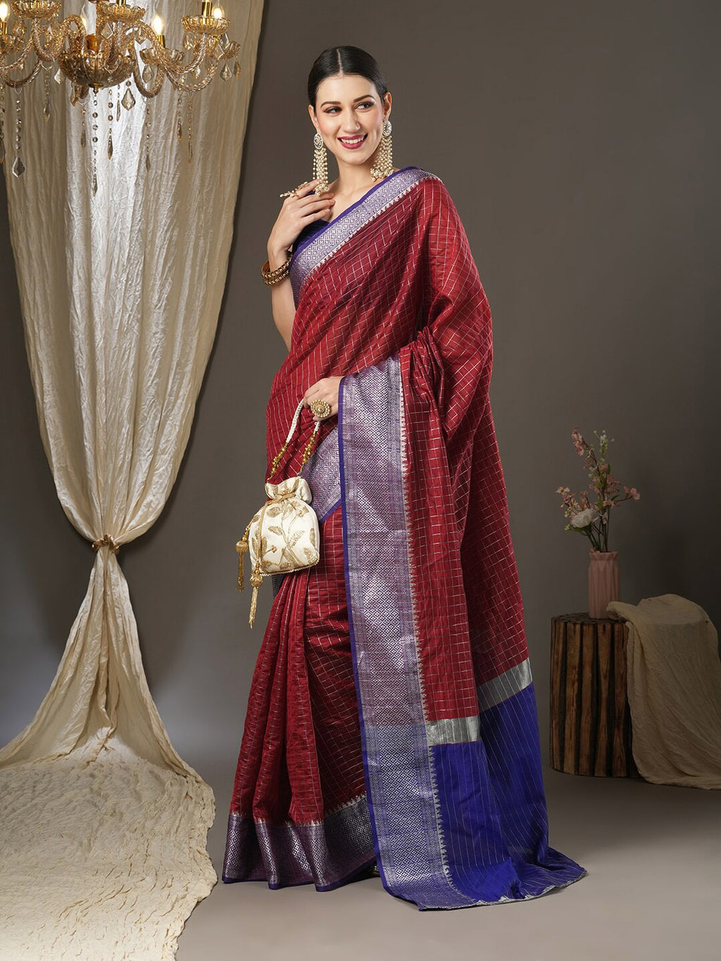Saree Mall Checked Zari Festive Sarees | Grocsy