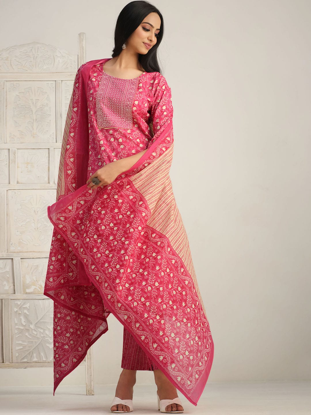 Sangria Red Floral Printed Gotta Patti Pure Cotton Kurta With Trouser & Dupatta | Grocsy