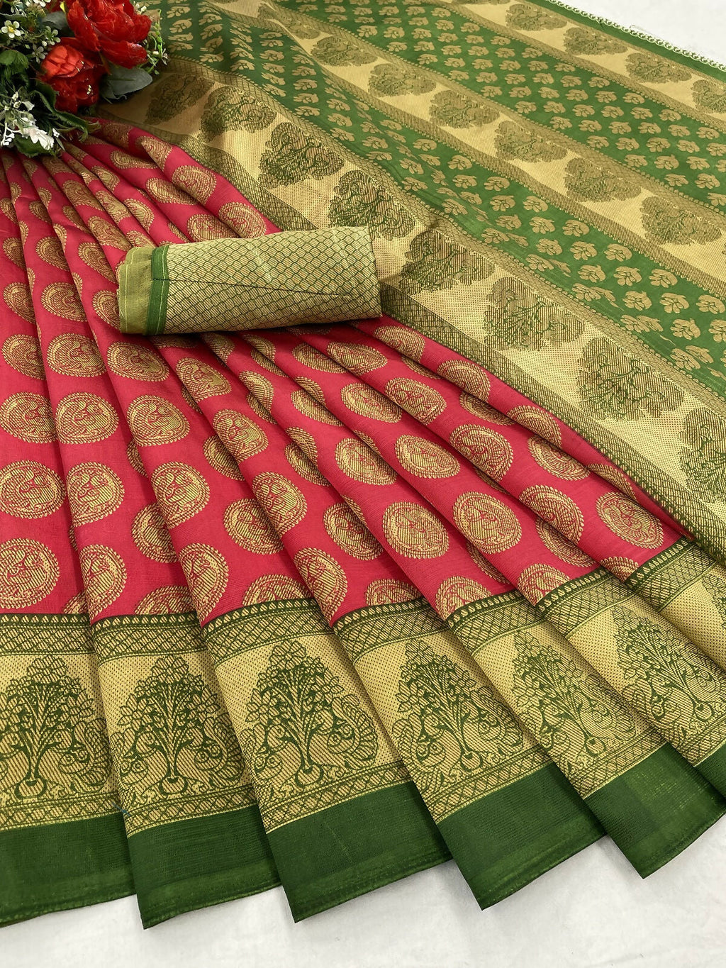 Vamika pink Printed Art Silk Saree | Grocsy