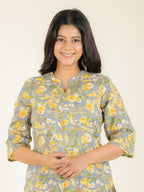 Aramya Straight Soft Cotton Floral Print Women's Kurta - Grey | Grocsy