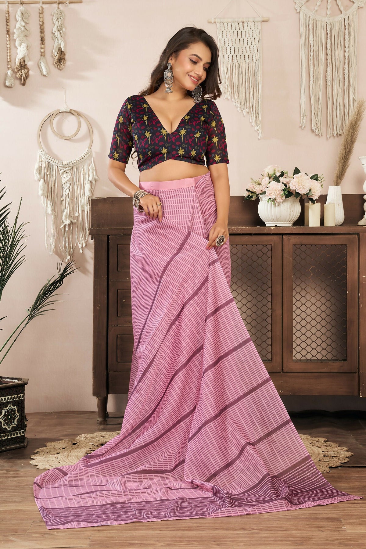 Joban Fashion Coral Pink Paisley & Geomatric Linen Ready To Wear Saree With Unstitched Blouse | Grocsy