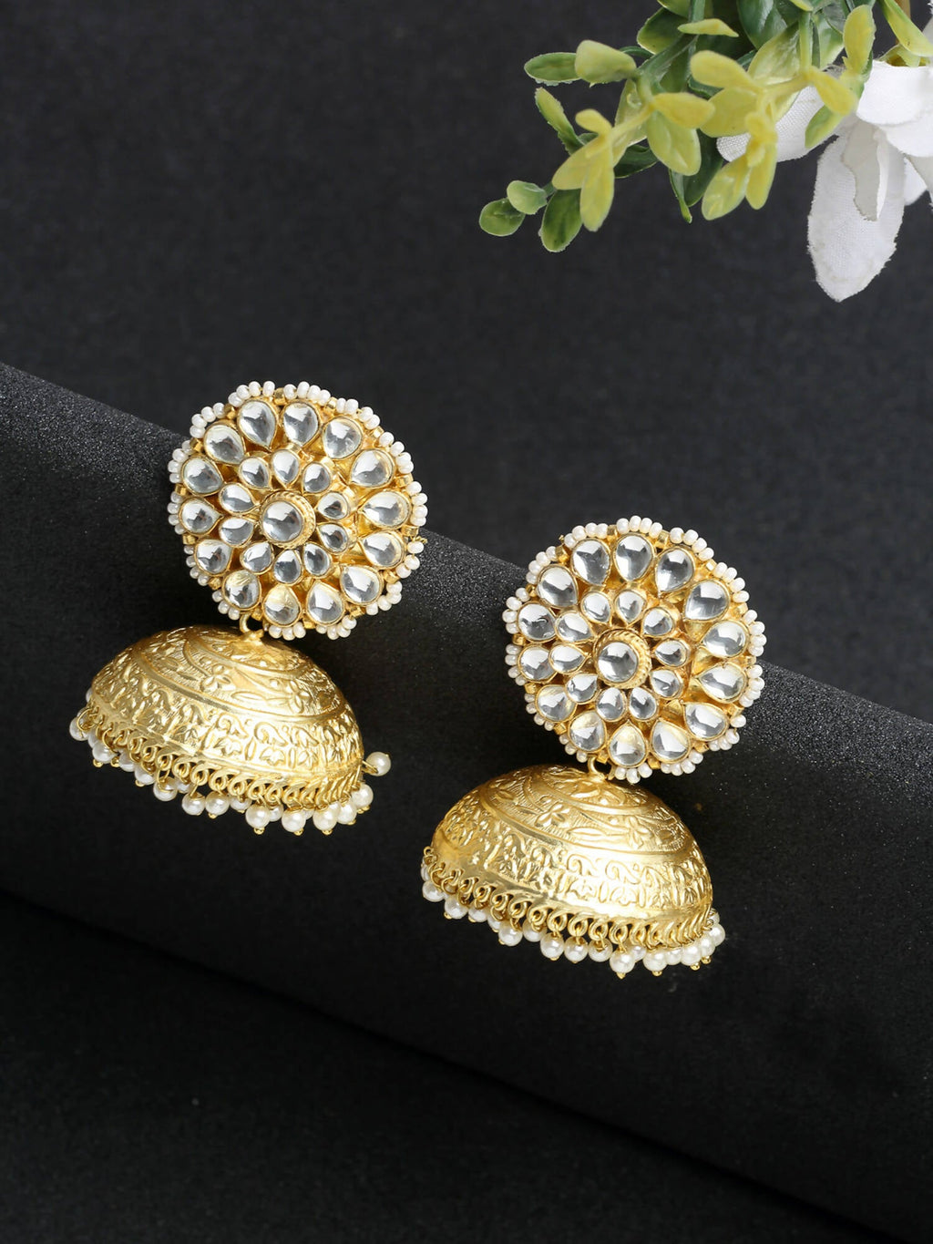 Kundan Jhumkay - Ruby Raang | Grocsy