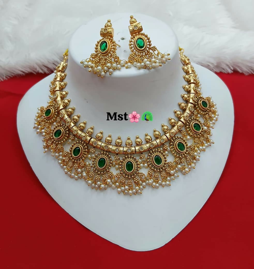 Joban Fashion Women Green Copper Necklace Set | Grocsy