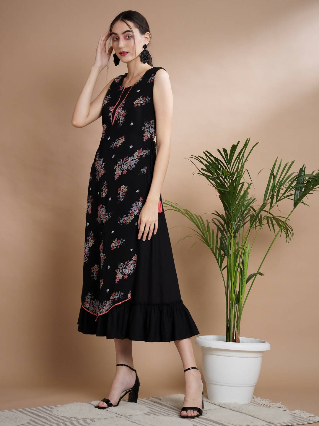 Myshka Women's Black Floral Printed Gown Dress | Grocsy