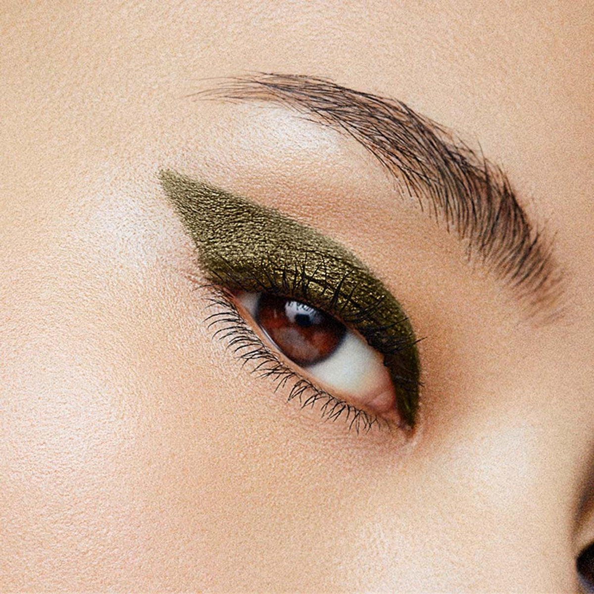 MAKE UP FOR EVER Aqua Resist Smoky Shadow - 04 Jungle | Grocsy