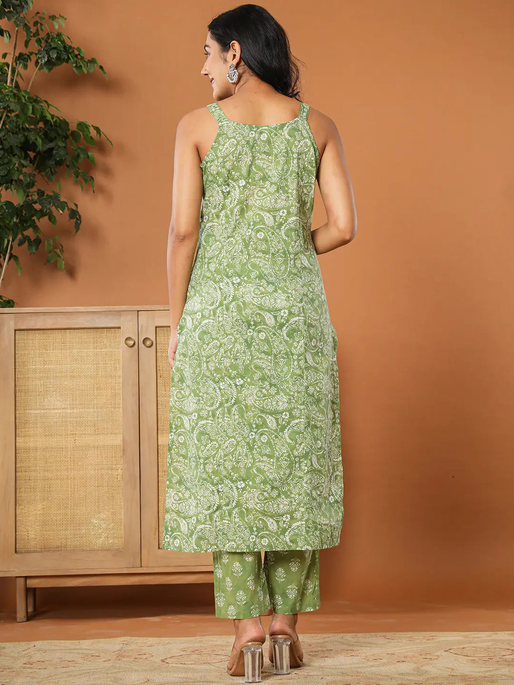 Yufta Green Cotton Strappy Kurta Dupatta Set | Grocsy