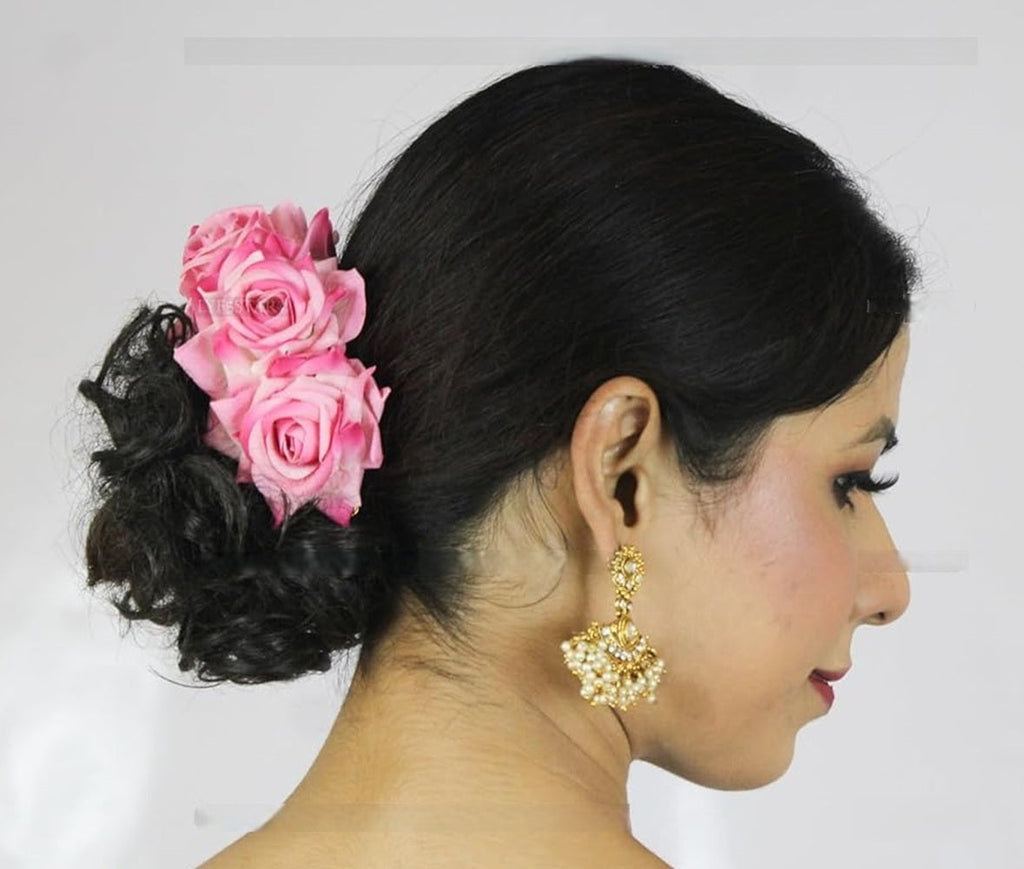 Baby Pink Velvet Rose Gajra | Grocsy