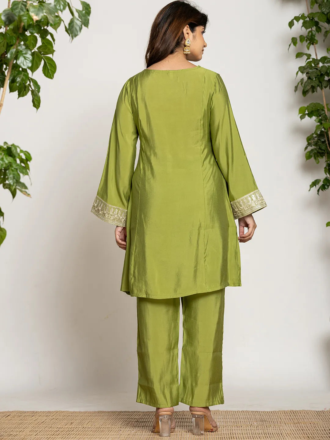 Yufta Green Silk Suit Set | Grocsy
