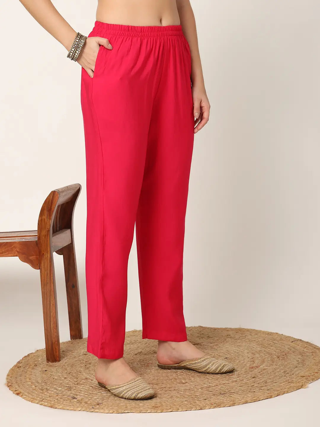 Yufta Pink Straight Solid Kurta Dupatta Set | Grocsy