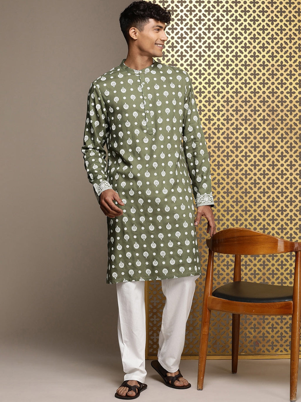 House of Pataudi Jashn Ethnic Motifs Printed Kurta | Grocsy