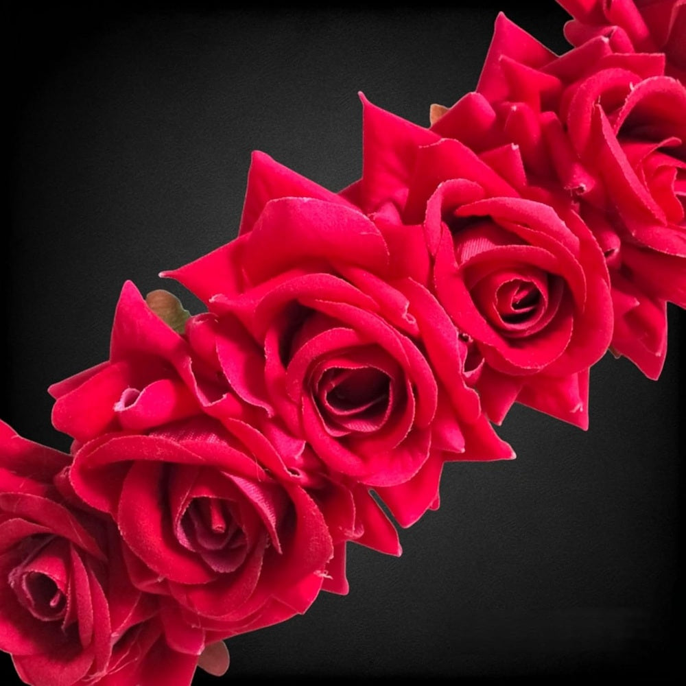 Red Rose Gajra | Grocsy