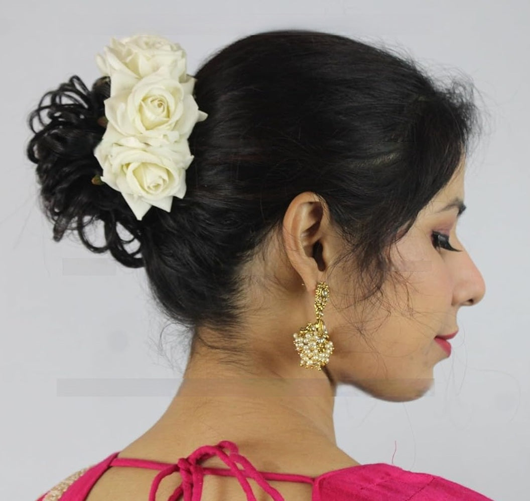 White Velvet Rose Gajra | Grocsy